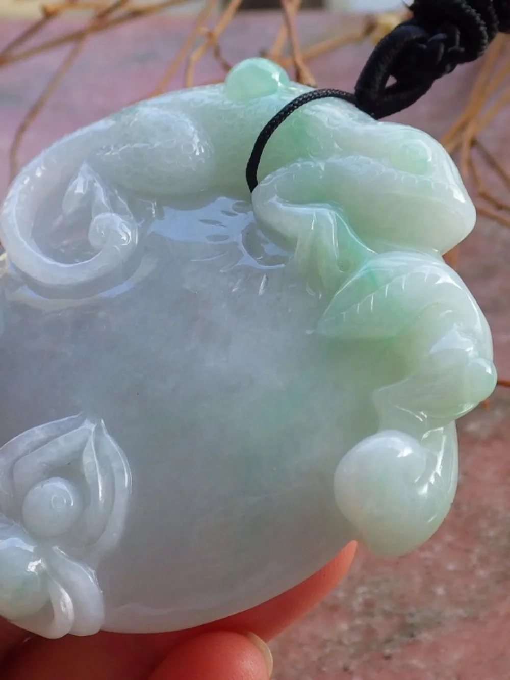 Certified Hand Carved Natural A Jade jadeite Dragon Lizard Spider Peach Pendant